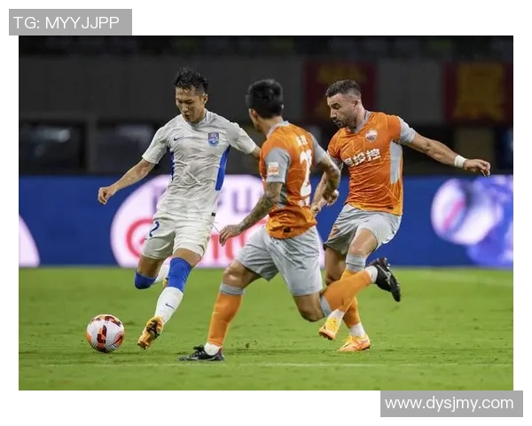 深圳足球队意识提升显著跻身全国前列引发广泛关注与讨论